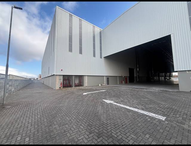 4,809M² WAREHOUSE TO LET IN EPPING INDUSTRIAL